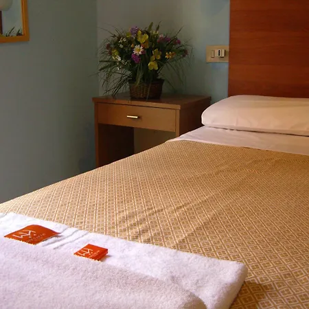 默库里奥酒店 酒店 2*